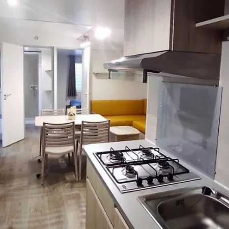 Mobil 4 Pers - Terrasse - - Api-1-52-1284 Camping Challes-les-Eaux