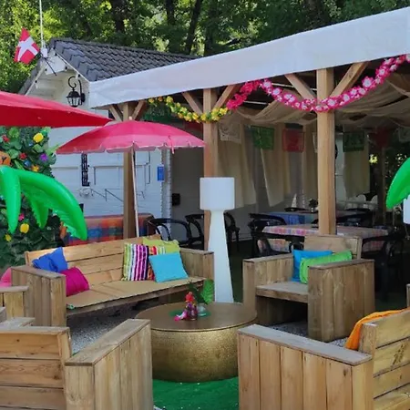 Mobil 4 Pers - Terrasse - - Api-1-52-1284 Challes-les-Eaux